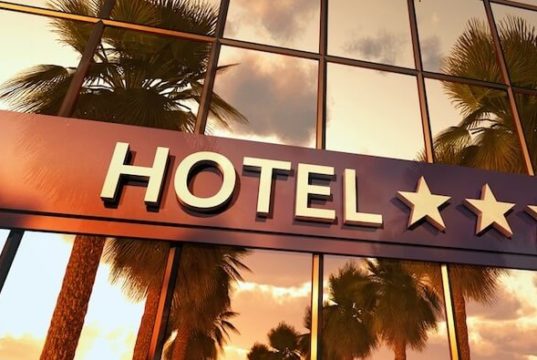 Letreiro de hotel